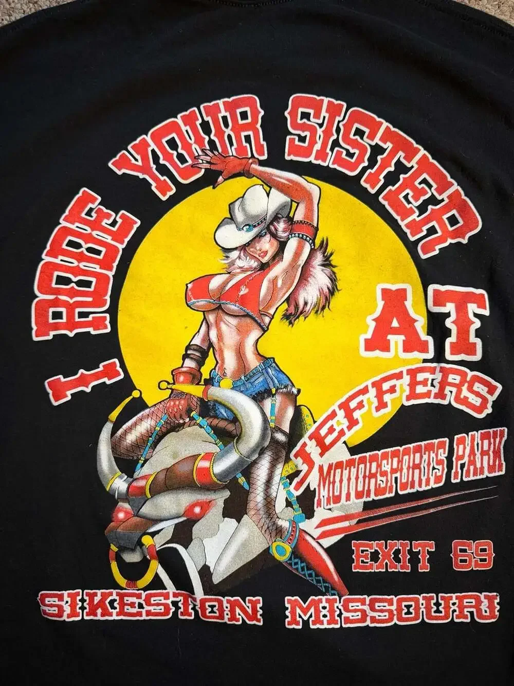 Jeffers Motorsports Park 'I Rode Your Sister' Mechanical Bull T-Shirt Size Small - Picture 3 of 6